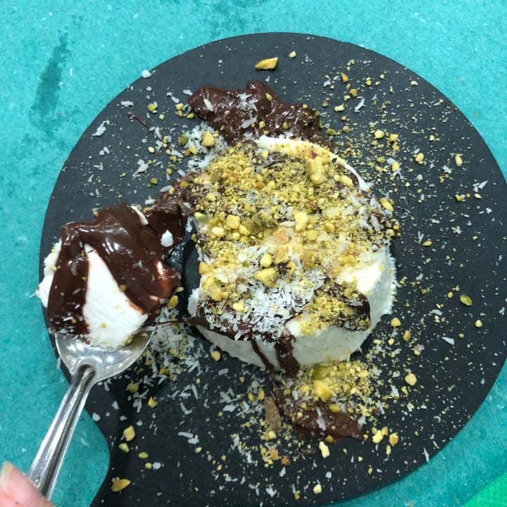 photo of La puntarella pazza panna cotta al cioccolato e pistacchio shared by @3l33o on  09 Sep 2023 - review
