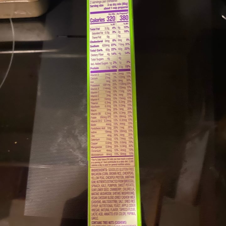 photo of Goodles Vegan be Heroes, chedder gluten free mac and cheese shared by @friendlyvegan on  25 Sep 2024 - review