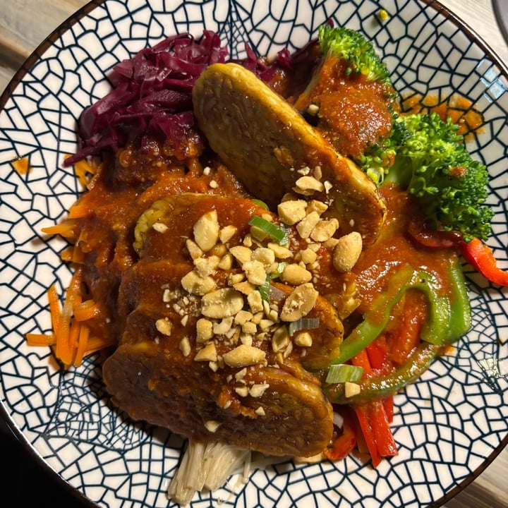 photo of SHIYU modern fusion kitchen Tempehtation Bowl shared by @civetta22 on  23 Sep 2025 - review