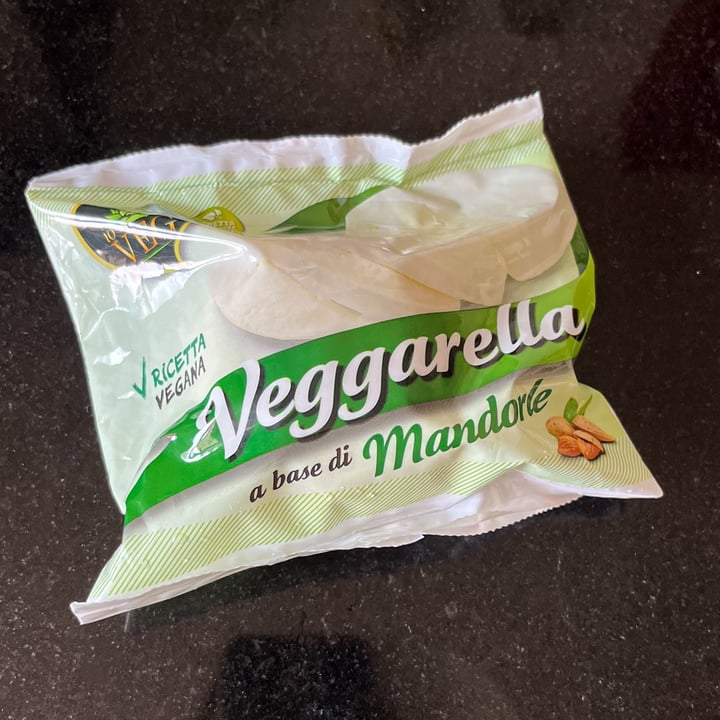 photo of ioVEG Veggarella a base di mandorle shared by @vegantastecagliari on  18 Aug 2024 - review