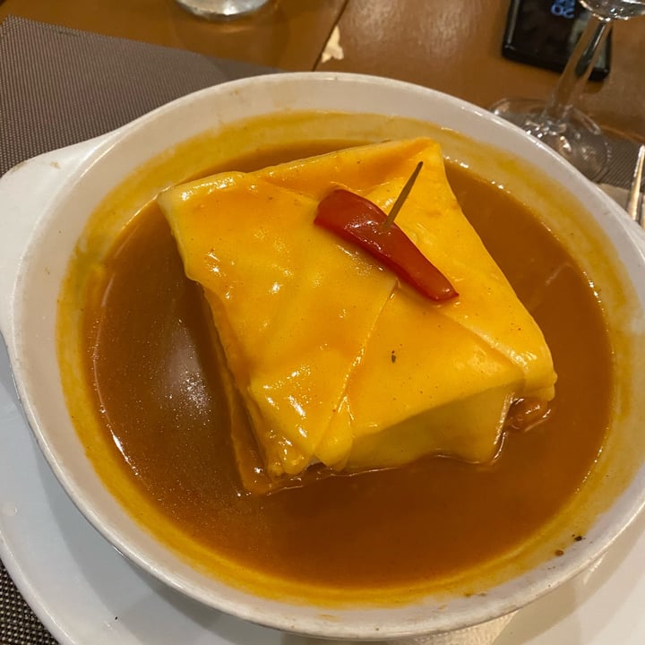 photo of Francesinhas Al Forno da Baixa Francesinha de seitan shared by @itsaleveg on  13 Mar 2024 - review