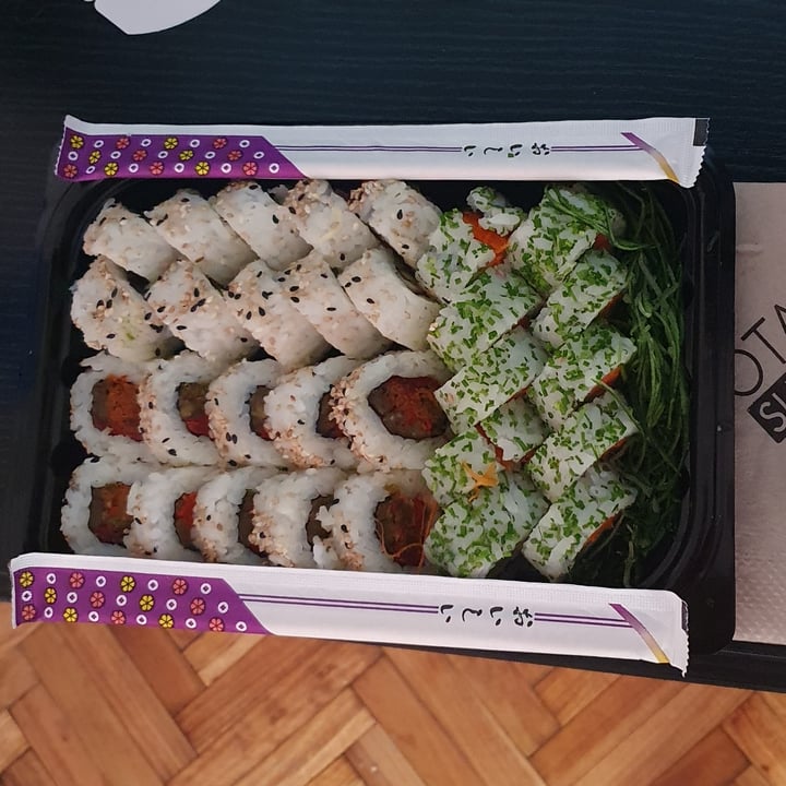 photo of Otaku Sushi Belgrano Tabla Vegan X 30 shared by @yukiita on  14 Sep 2024 - review