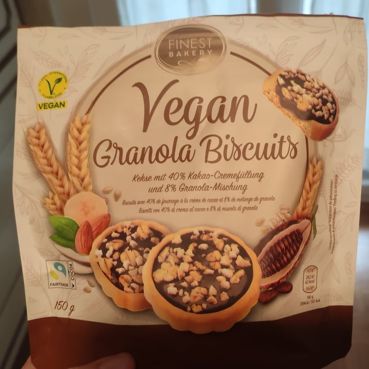 photo of Finest Bakery Granola Cups shared by @paola96 on  26 Oct 2024 - review