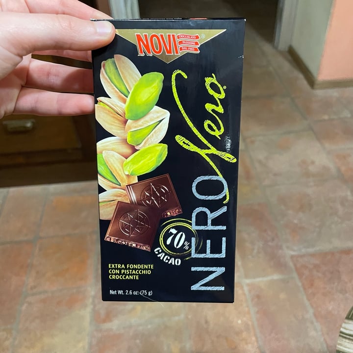 photo of Novi cioccolato al 70% con granella di pistacchio shared by @sarabras on  04 Mar 2024 - review