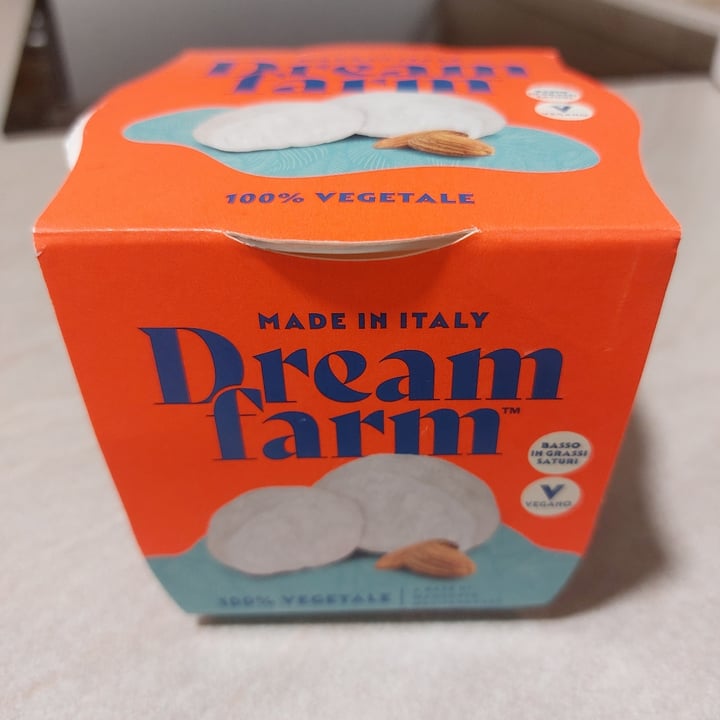 photo of Dream Farm Alternativa vegetale alla mozzarella shared by @dimii on  05 Oct 2023 - review