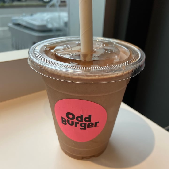photo of Odd Burger Chocolate Milkshake shared by @veggie-meg on  03 Dec 2024 - review