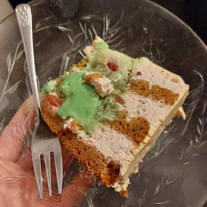 photo of Cakelicious by Sarah Kindergeburtstagstorte shared by @cloudyaquilegia on  16 Jul 2025 - review