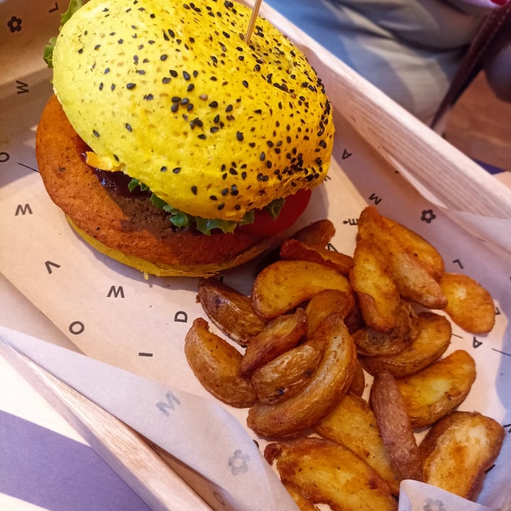 photo of Flower Burger Spicy cecio shared by @kia201 on  06 Sep 2023 - review