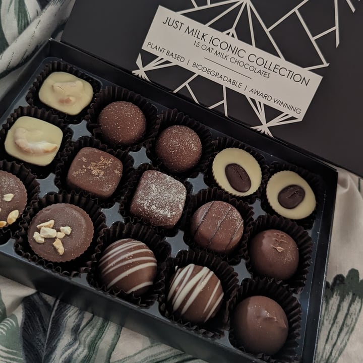 photo of Kakoa Vegan Chocolate Just M!LK Iconic Collection shared by @alicesabrina on  08 Apr 2024 - review