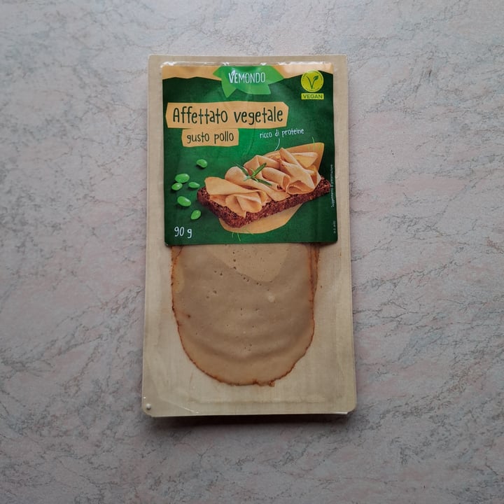 photo of Vemondo affettato gusto pollo shared by @alechampe on  16 Sep 2025 - review