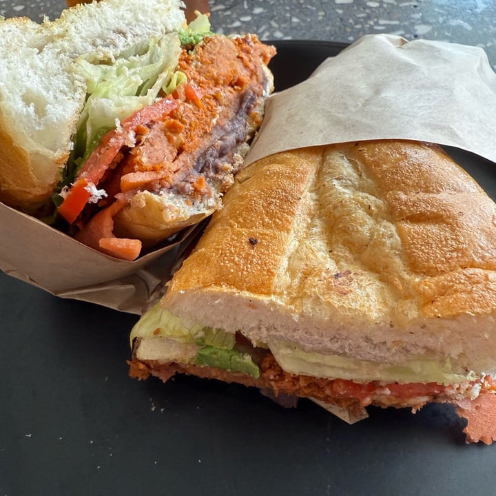 photo of Neek'kafé Torta Cubana shared by @nekolas on  06 Sep 2025 - review