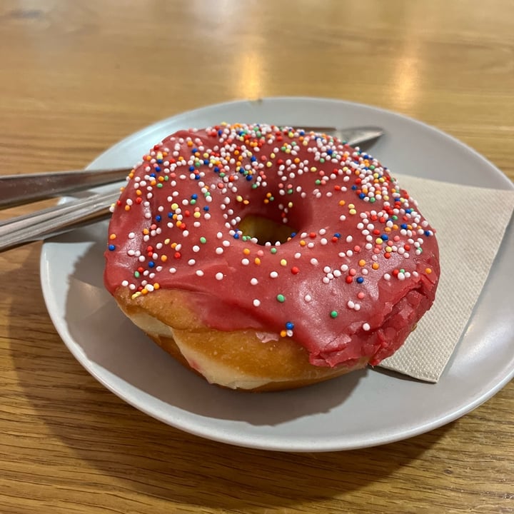 photo of Delish Vegan Doughnuts Donut Homer shared by @laysvinagreta on  23 Sep 2023 - review