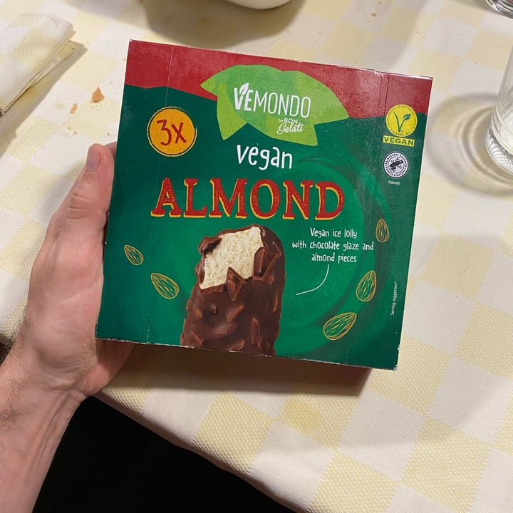 photo of Vemondo vegan almond shared by @arthurlee on  24 Sep 2023 - review