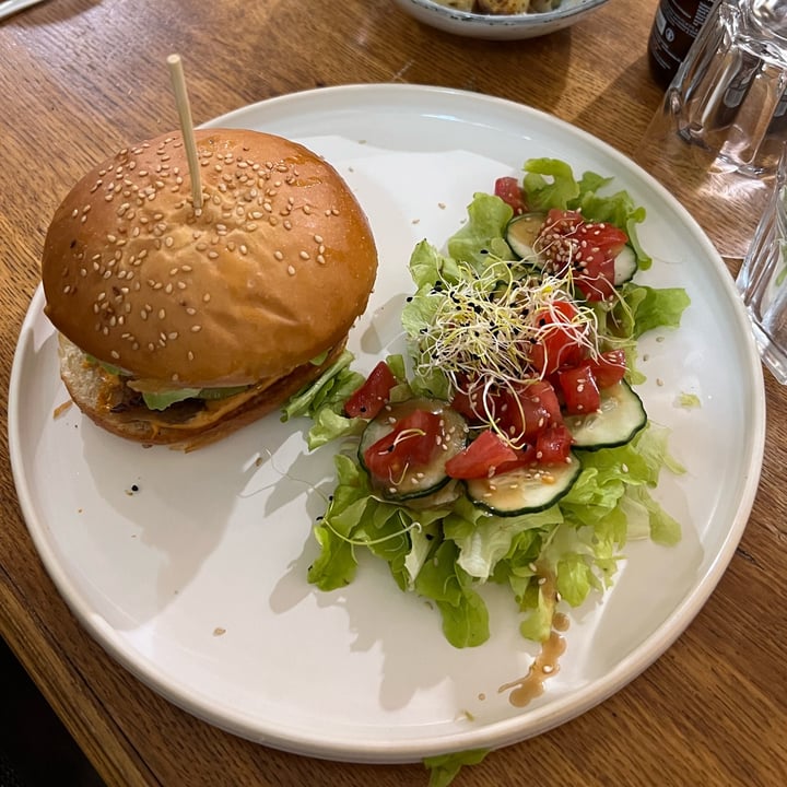 photo of Millefolium Burger curry shared by @mam64 on  14 Jul 2024 - review