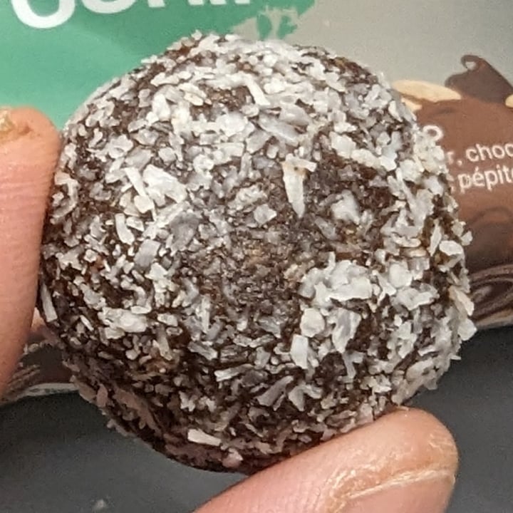 photo of Freshii cocoa energii bites shared by @stormm on  08 Feb 2024 - review