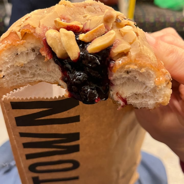 photo of Crosstown Shoreditch - Doughnuts & Coffee Peanut Butter & Blackcurrant Compote shared by @alistar on  26 Apr 2024 - review