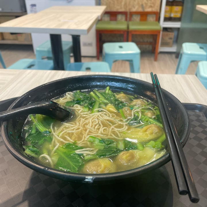 photo of Kale by KangSu @ The Adelphi Wanton Ramen Soup shared by @kelliii on  05 Mar 2025 - review