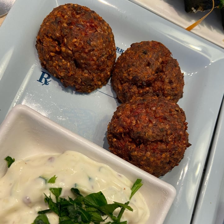 photo of Le Botaniste veggie balls shared by @fxk on  07 Dec 2023 - review