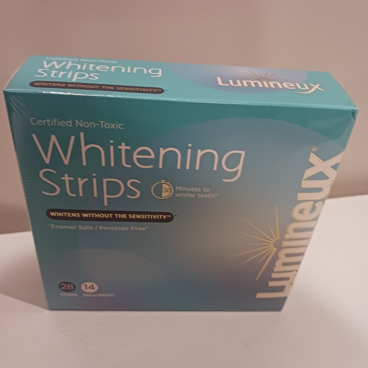 Lumineux Oral Essentials Whitening Strips Reviews abillion