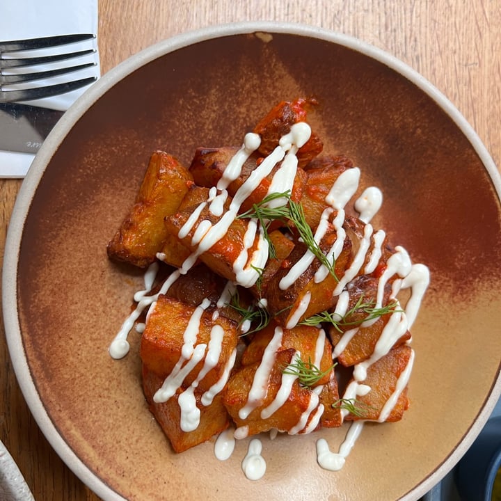 photo of Mildreds Restaurant Harissa Patatas Bravas shared by @ana7 on  03 Sep 2023 - review