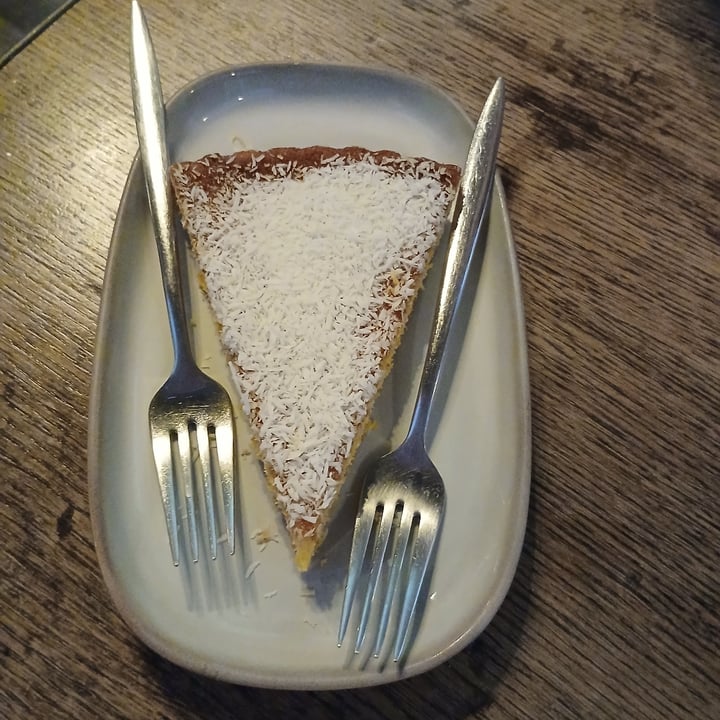 photo of Radicetonda Torta carote e cocco senza zuccheri aggiunti shared by @ericaeroica on  19 Aug 2025 - review