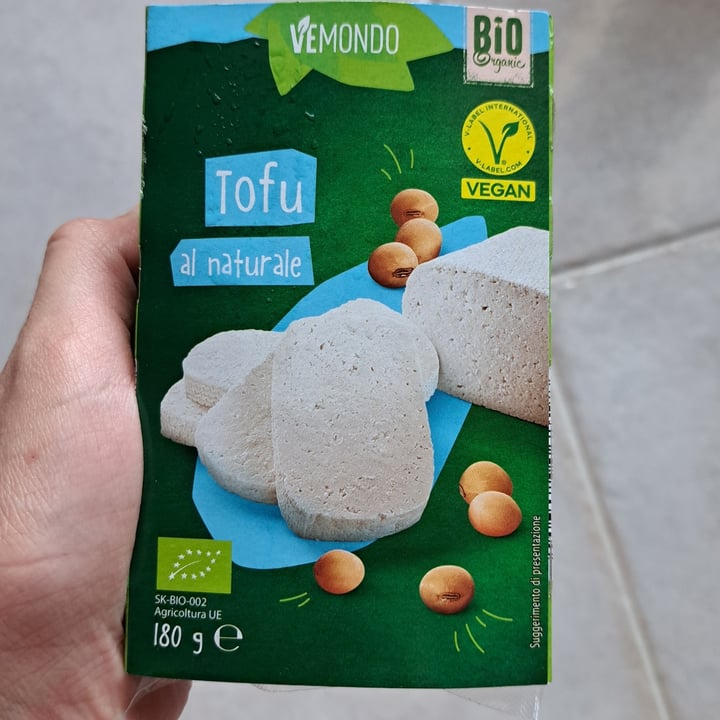 photo of Vemondo tofu al naturale shared by @giuliasmart on  10 Oct 2023 - review