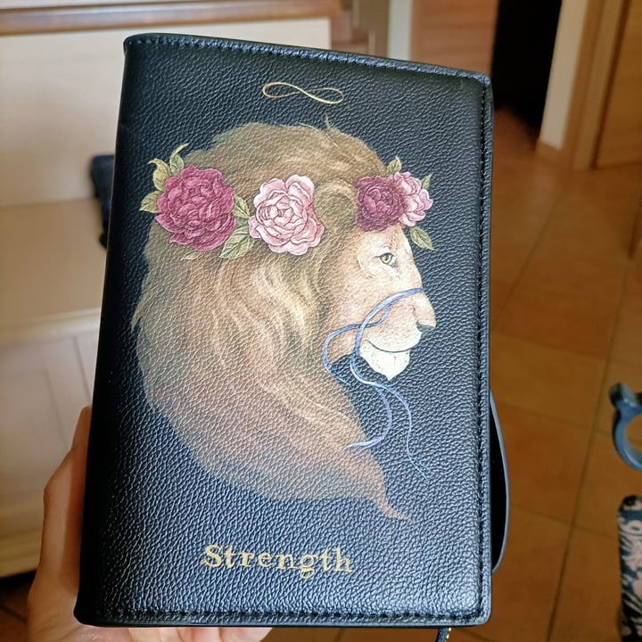 photo of Fable England Strenght Wristlet Pouch shared by @olli71 on  21 Jul 2025 - review
