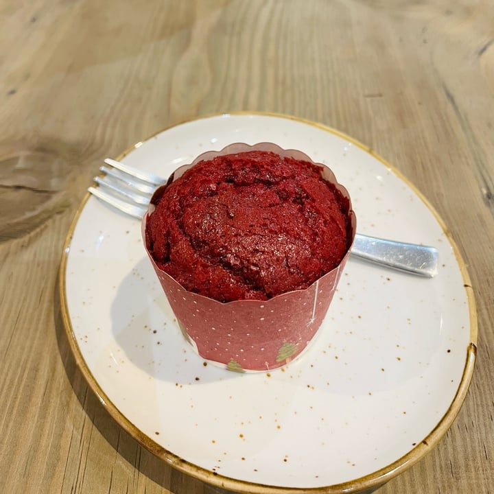 photo of Highland by Annapurna Bakery Red Velvet Muffin shared by @jrbt on  28 May 2024 - review