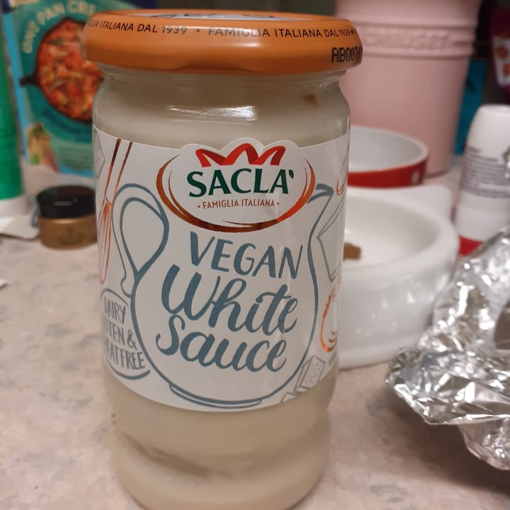 photo of Sacla' Sacla Cheese sauce shared by @poppyveggirl on  24 Mar 2024 - review