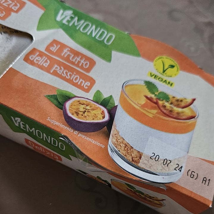 photo of Vemondo Cheesecake Al Frutto Della Passione shared by @thebress on  22 Jul 2024 - review