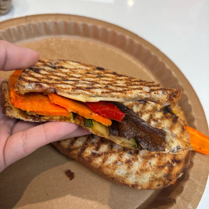 photo of TODAY Cafe I ❤️ vegan shared by @marianavalevrg on  17 Dec 2024 - review