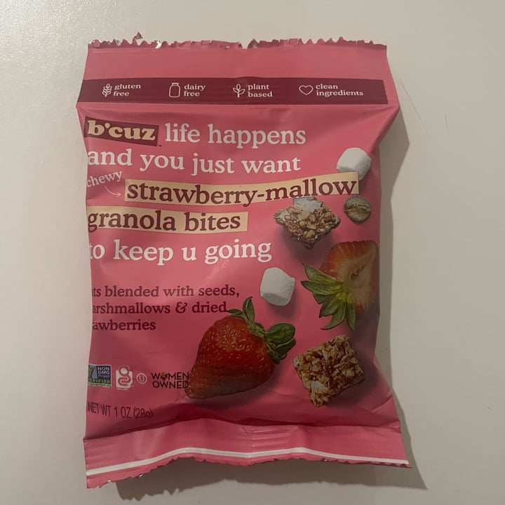 photo of b’cuz Strawberry-mallow Granola Bites shared by @appleappleamanda on  03 May 2024 - review