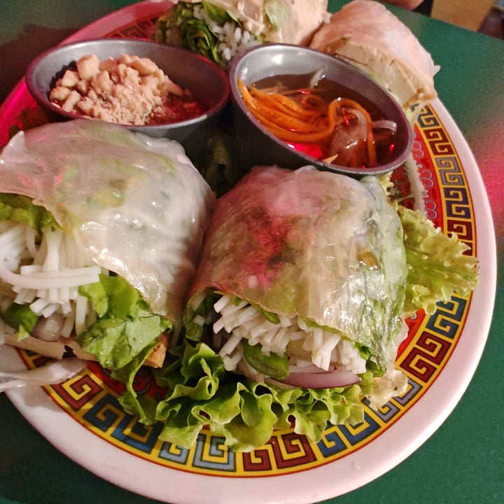 photo of Saigon Noodle Bar spring rolls de tofu shared by @javisid on  04 Oct 2025 - review