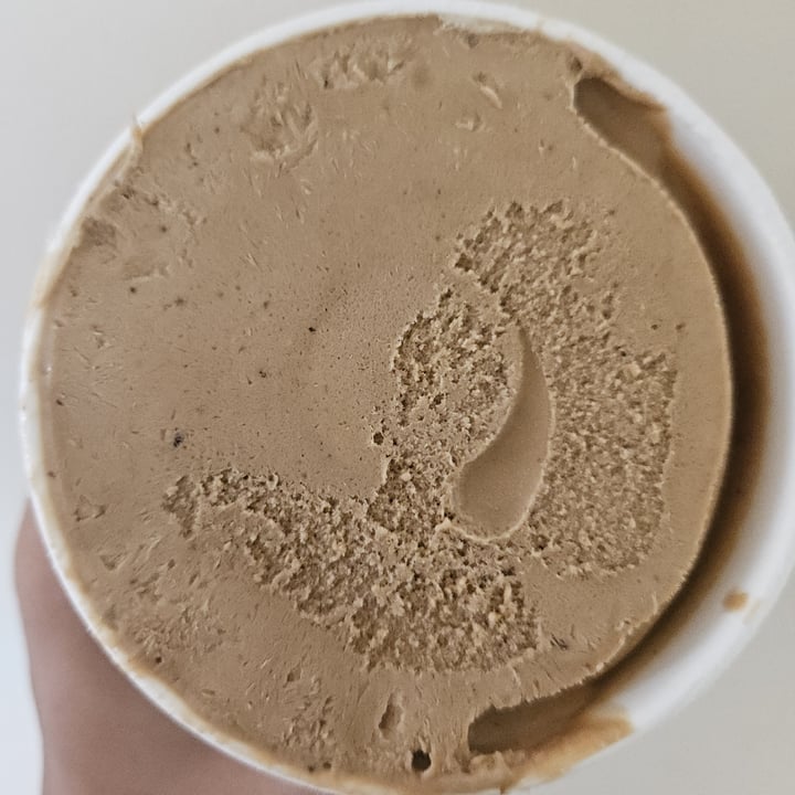 photo of Oatside Plant-Based Frozen Dessert - Coffee with Mini Chocolate Chips shared by @cakebatter on  02 May 2024 - review