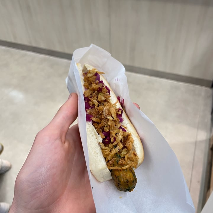 photo of Ikea Vegan Hot Dog shared by @conhambrelias on  17 Oct 2023 - review