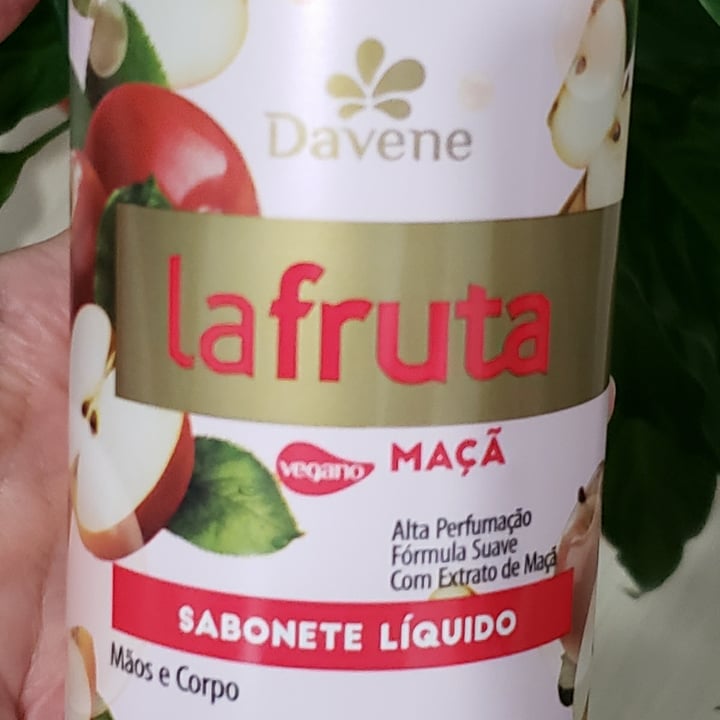 photo of Davene Sabonete Liquido La Fruta Maçã shared by @vrgvegana on  14 Apr 2024 - review