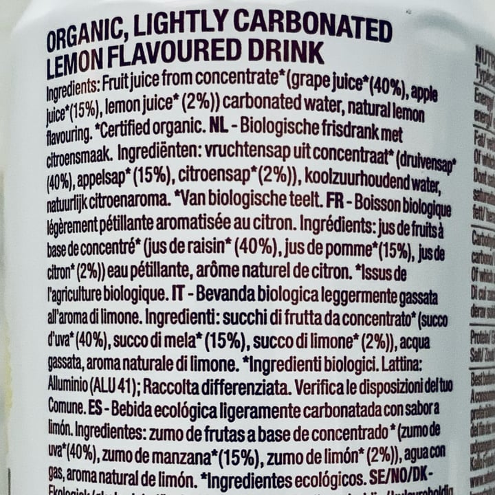 photo of Whole Earth Organic Sparkling Lemonade shared by @calcabrina on  25 Sep 2023 - review