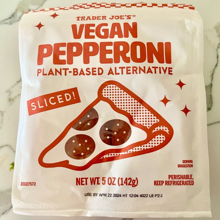 photo of Trader Joe's vegan pepperoni shared by @ellefire on  02 Mar 2024 - review