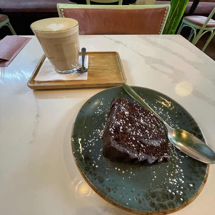 photo of Orgânico Juice Bar & Eatery Dirty Chai shared by @redvash on  03 Feb 2025 - review
