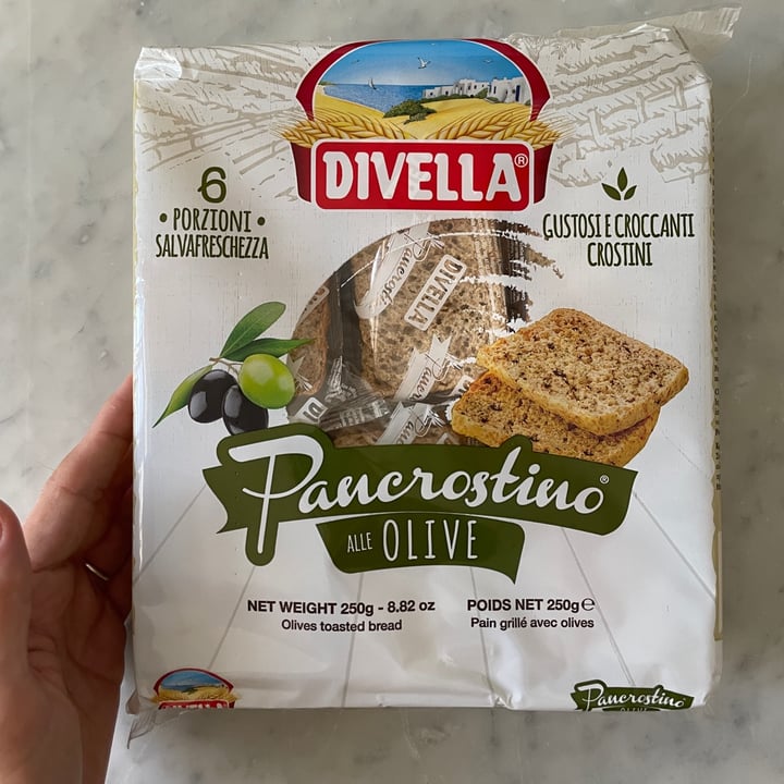 photo of Divella pancrostini olive shared by @dariovegan on  20 Aug 2023 - review