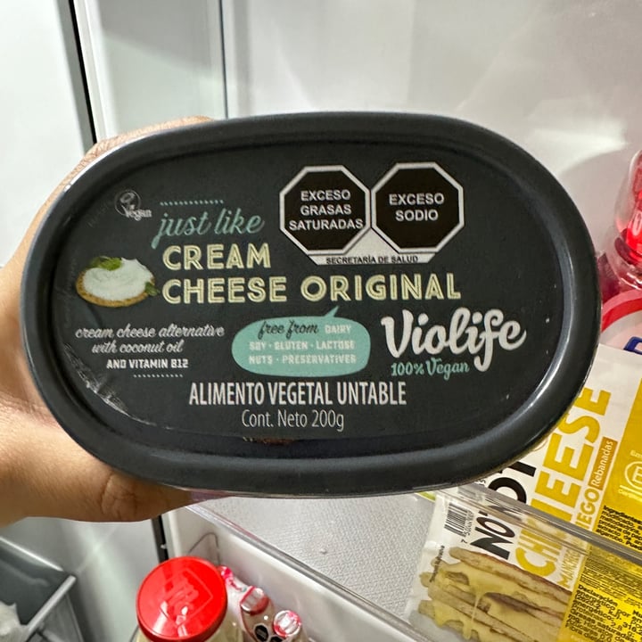 photo of Violife "queso" para untar shared by @moreofvn on  26 Mar 2024 - review
