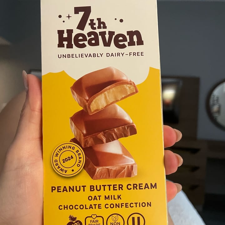 photo of 7th Heaven Creamy Chocolate Treat with Peanut Butter Cream shared by @canica on  29 Sep 2025 - review