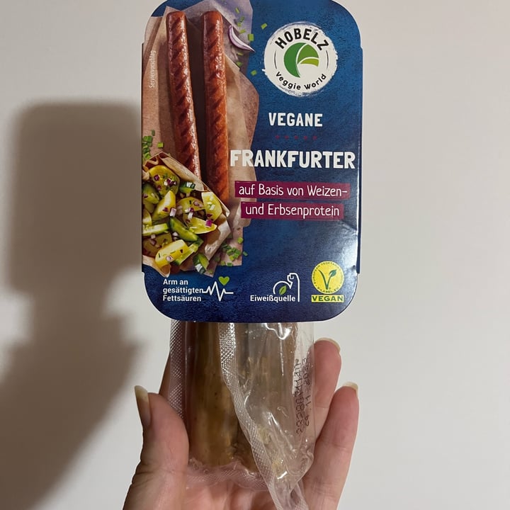 photo of Hobelz Veggie World vegane frankfurter shared by @vanedn on  04 Sep 2023 - review