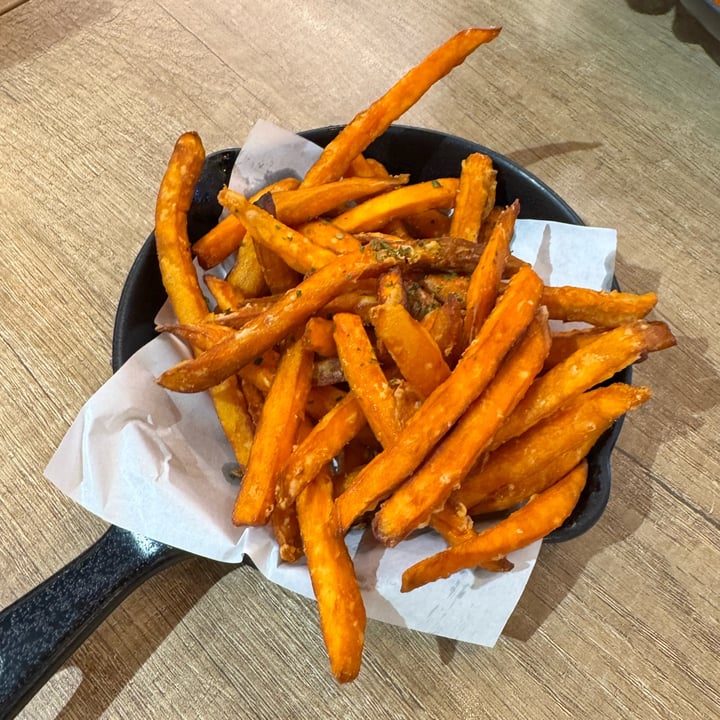 photo of Saute-San Sweet Potato Fries shared by @skootykoots on  04 Jul 2025 - review