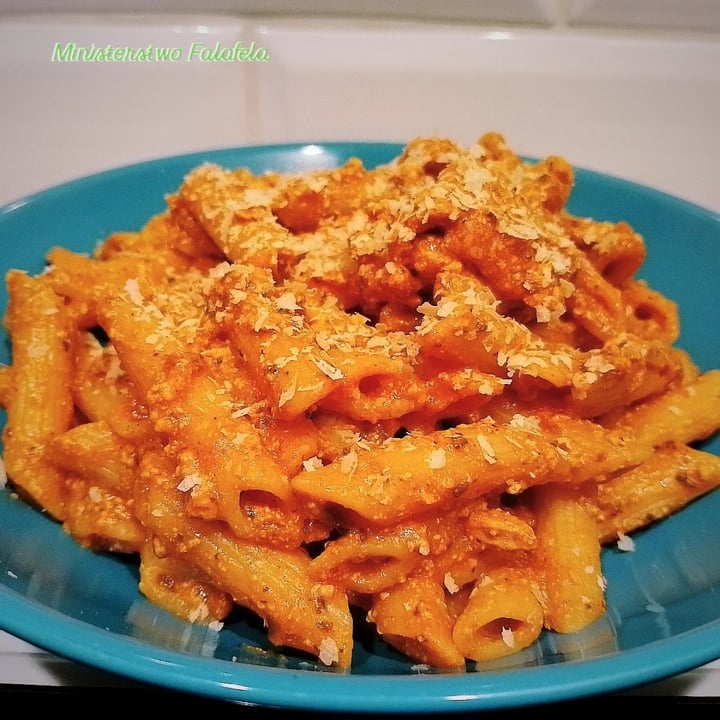 photo of Lunter Tofu Bolognese shared by @ministerstwofalafela on  05 Sep 2025 - review