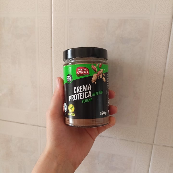 photo of Mister CHOC crema proteica arachidi shared by @martadot on  13 Jul 2025 - review