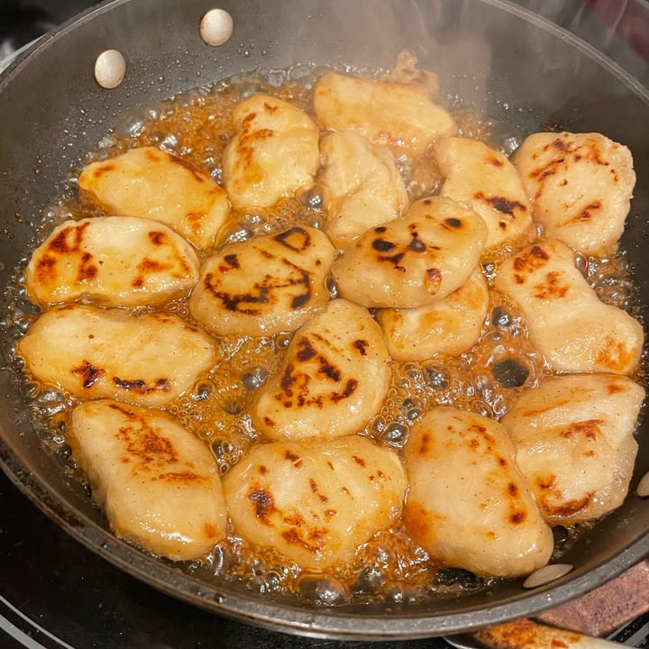 photo of Gardein Orange chik’n shared by @sarahthebrat on  17 Nov 2024 - review