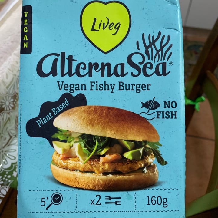 photo of Liveg vegan fishy Burger shared by @beatricepaolo on  27 Oct 2024 - review