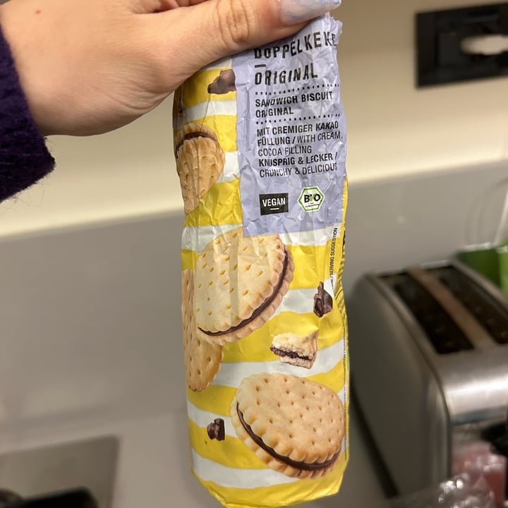 photo of Veganz Doppelkeks Original (Biscuit Sandwiches) shared by @caterinafalcioni on  07 Dec 2023 - review