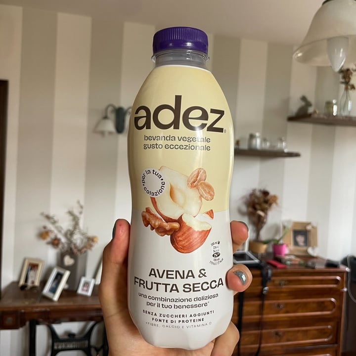 photo of AdeZ avena & frutta secca shared by @elisatosi on  06 Sep 2023 - review